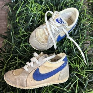Nike old VINTAGE Original 1982 Sneakers Baby Boy Shoes Size 5